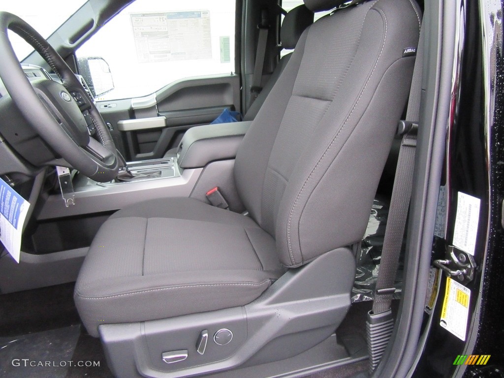 2017 Ford F150 XLT SuperCrew Front Seat Photo #117888158