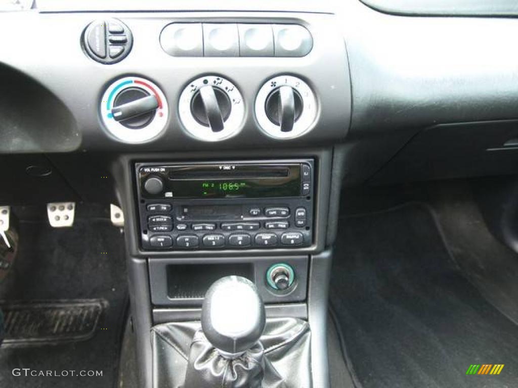 2002 Cougar V6 Coupe - Black / Dark Graphite photo #12
