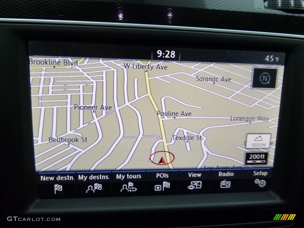 2016 Volkswagen Golf GTI 4 Door 2.0T SE Navigation Photos