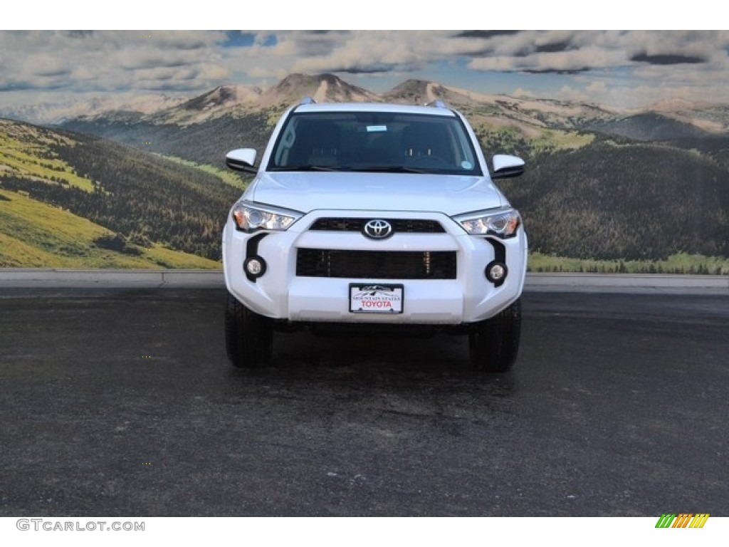 2016 4Runner SR5 4x4 - Super White / Black photo #2