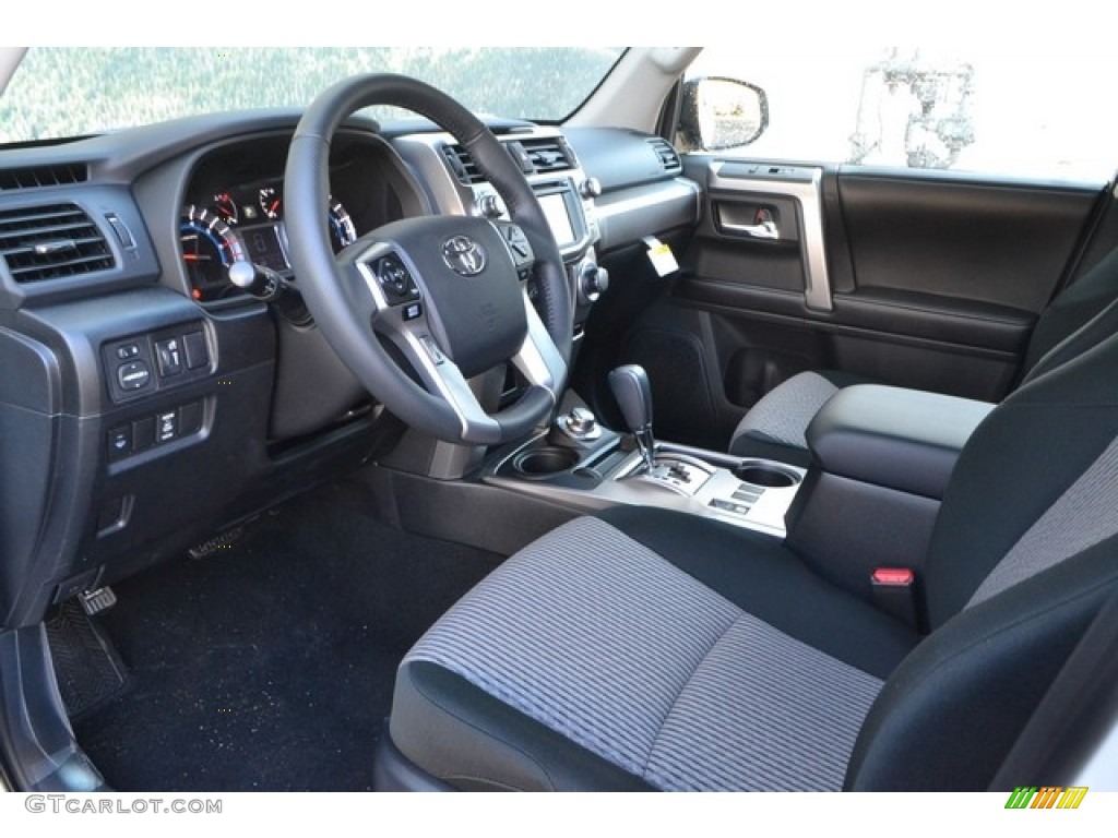 2016 4Runner SR5 4x4 - Super White / Black photo #5