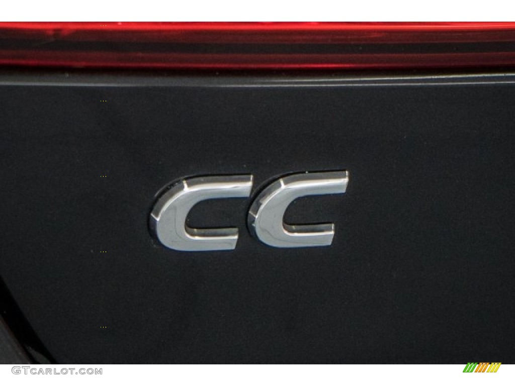 2010 CC Sport - Deep Black Metallic / Black photo #7