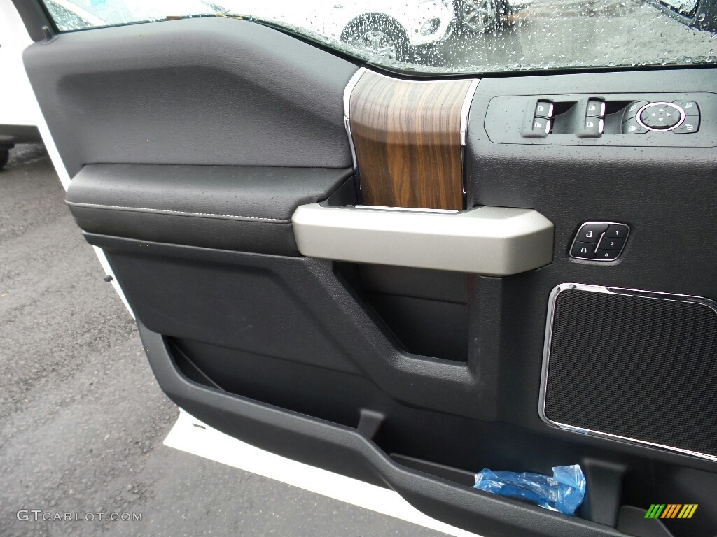 2017 Ford F150 Lariat SuperCrew 4X4 Black Door Panel Photo #117903537