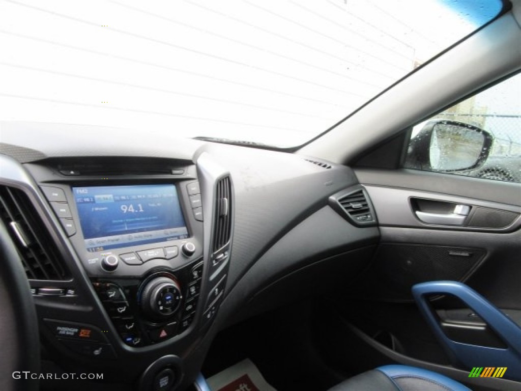 2013 Veloster Turbo - Elite White Pearl / Blue photo #18