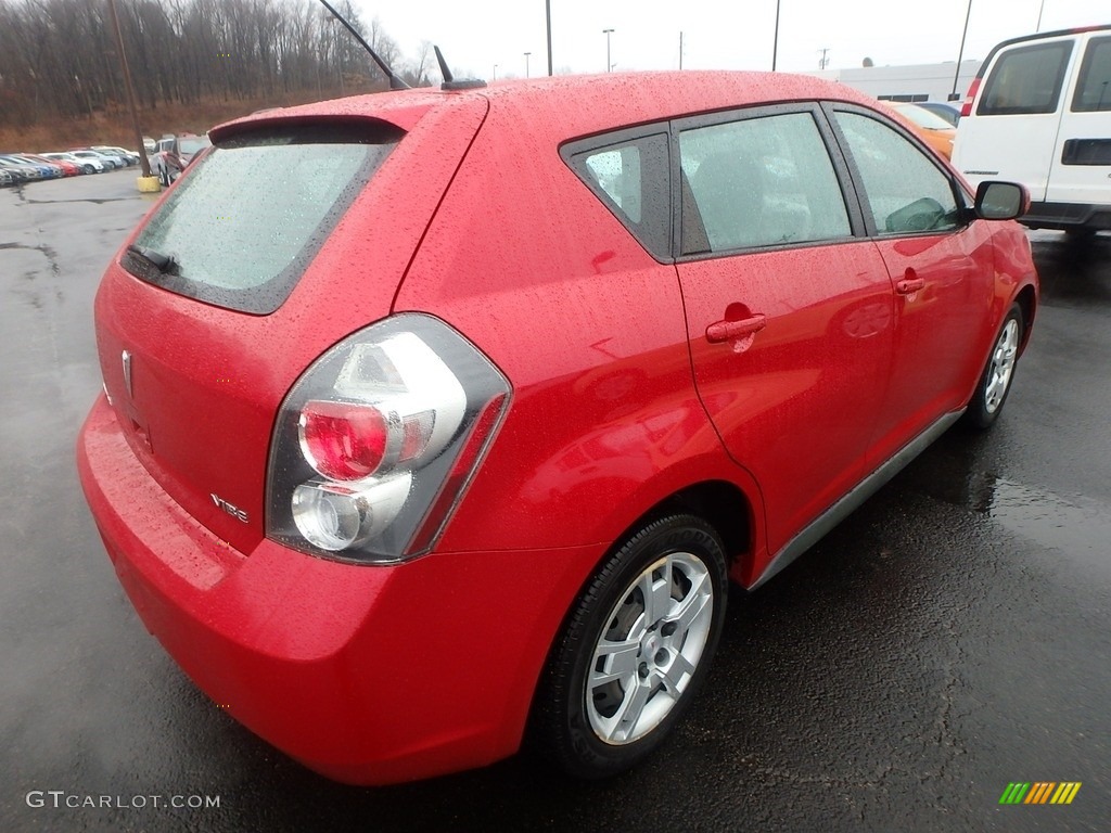 2009 Vibe 2.4 - Red Hot Metallic / Ebony photo #4