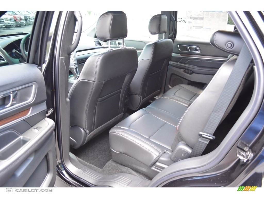 2017 Explorer Limited - Shadow Black / Ebony Black photo #24