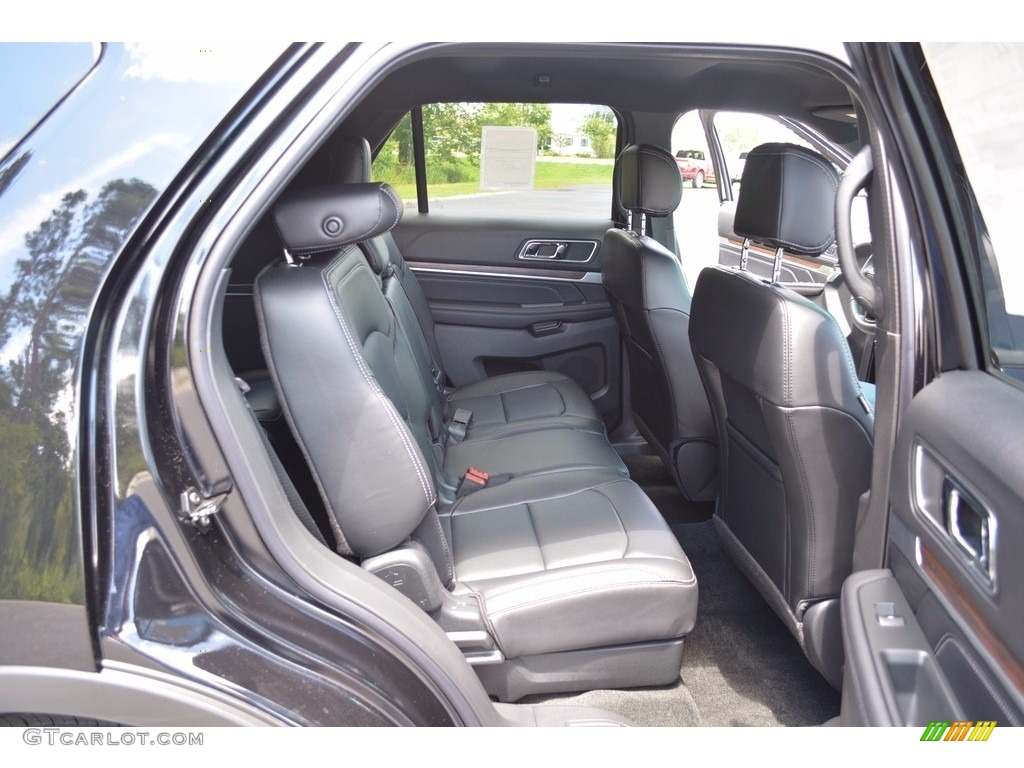 2017 Explorer Limited - Shadow Black / Ebony Black photo #29
