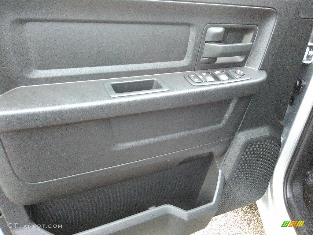 2017 1500 Express Quad Cab 4x4 - Bright Silver Metallic / Black/Diesel Gray photo #3