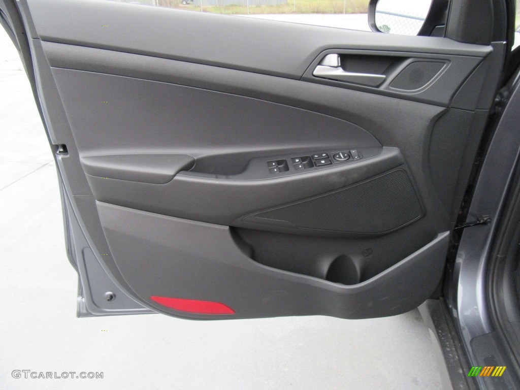 2017 Hyundai Tucson Sport Door Panel Photos