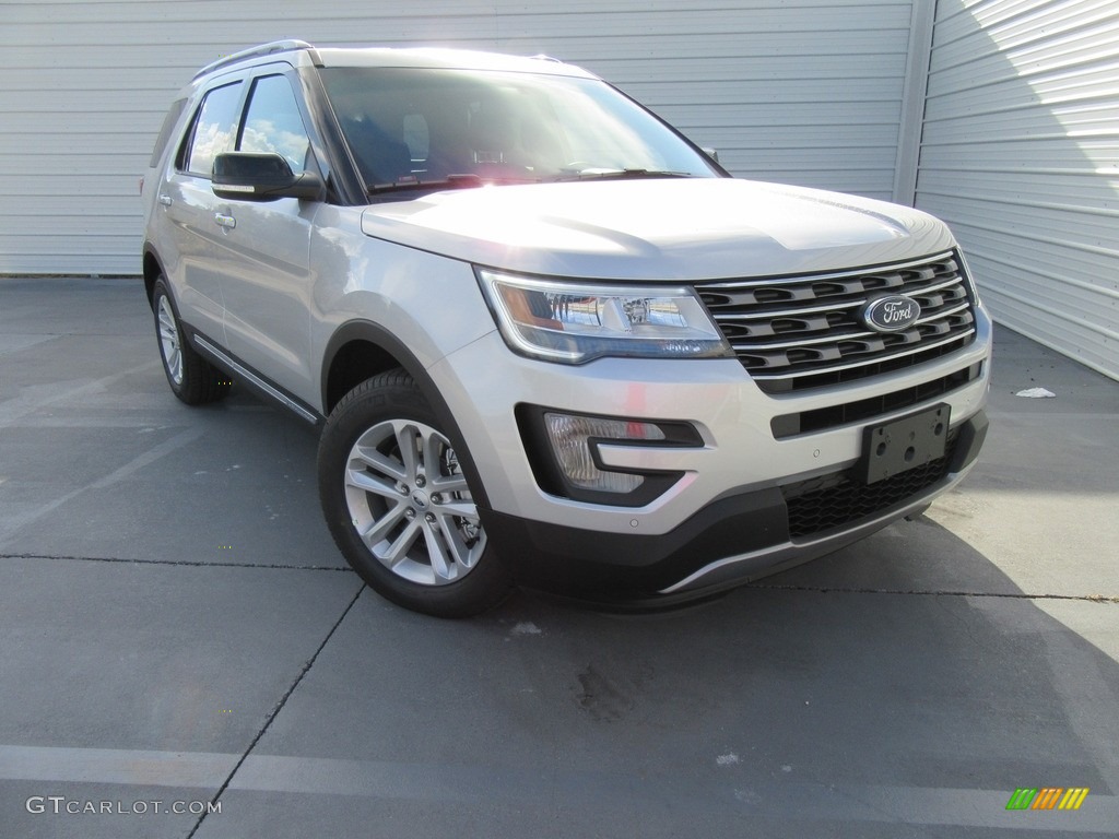 2017 Explorer XLT - Ingot Silver / Ebony Black photo #2