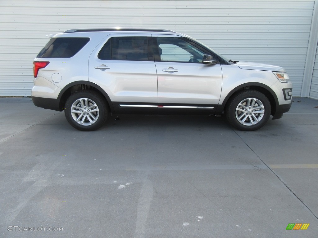 2017 Explorer XLT - Ingot Silver / Ebony Black photo #3