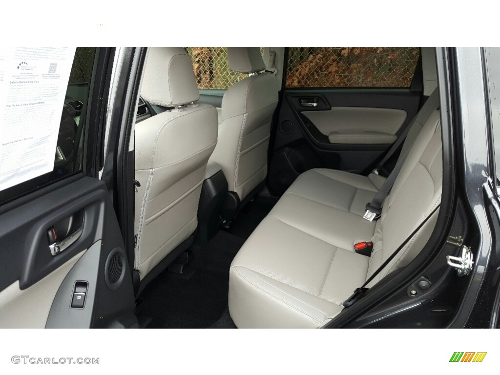 2017 Subaru Forester 2.5i Limited Rear Seat Photo #117930712