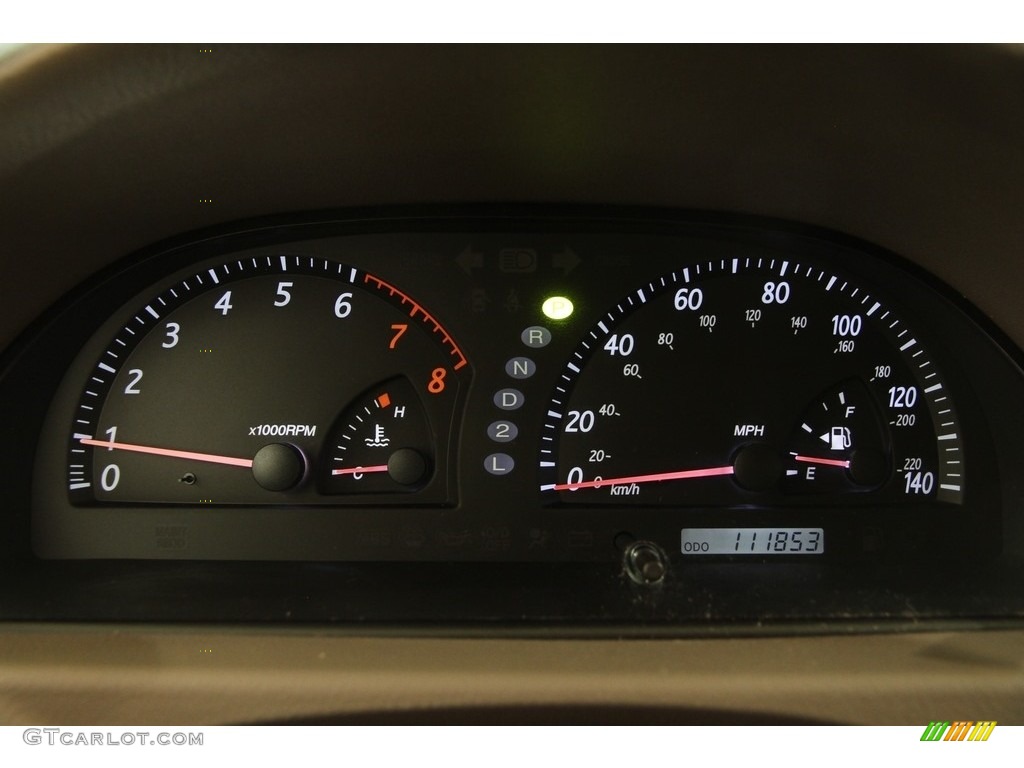 2004 Camry LE - Desert Sand Mica / Taupe photo #7