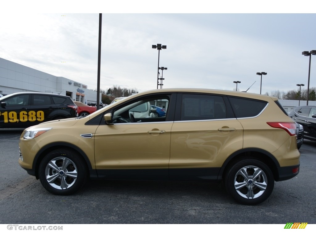 2015 Escape SE - Karat Gold Metallic / Medium Light Stone photo #5