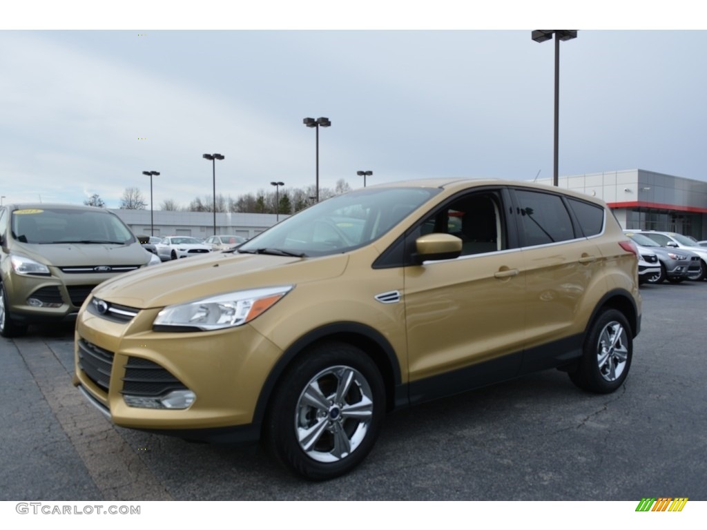 2015 Escape SE - Karat Gold Metallic / Medium Light Stone photo #6