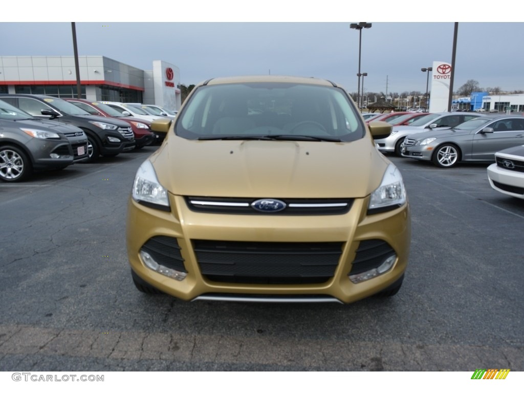 2015 Escape SE - Karat Gold Metallic / Medium Light Stone photo #7