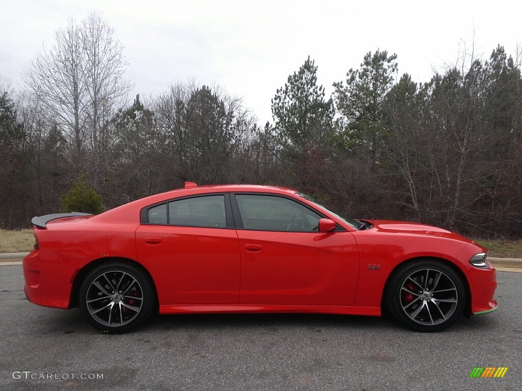 Go Mango 2017 Dodge Charger R/T Scat Pack Exterior Photo #117944819