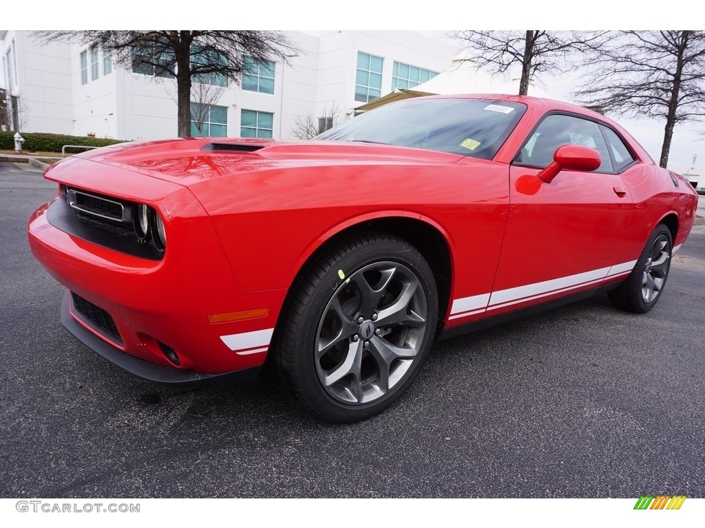 TorRed 2017 Dodge Challenger SXT Exterior Photo #117945032