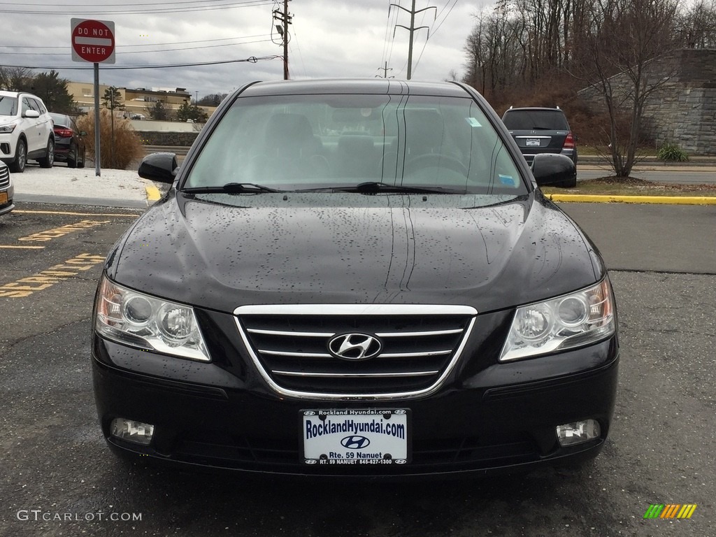 2010 Sonata SE V6 - Ebony Black / Gray photo #2