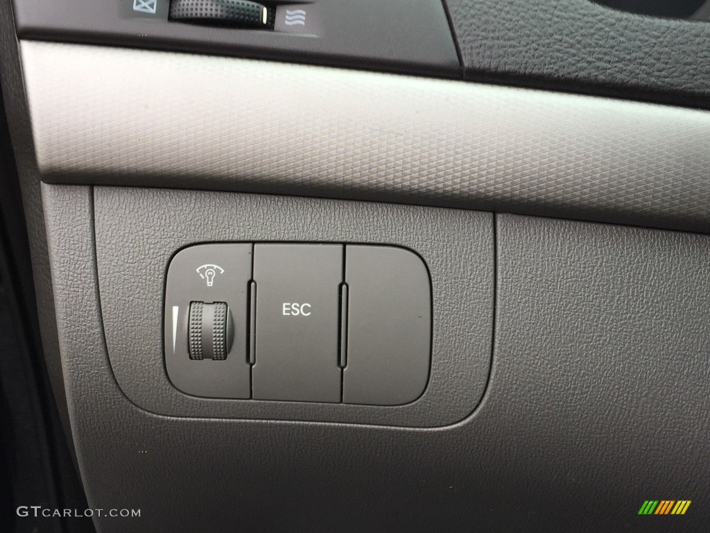 2010 Sonata SE V6 - Ebony Black / Gray photo #11