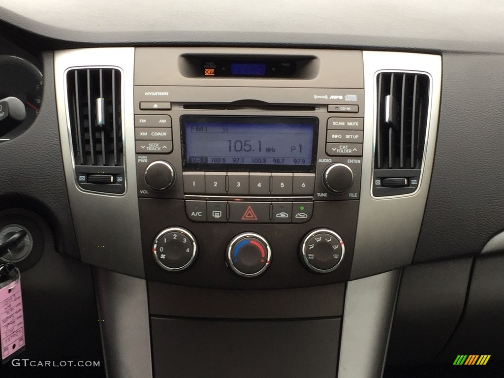 2010 Sonata SE V6 - Ebony Black / Gray photo #13