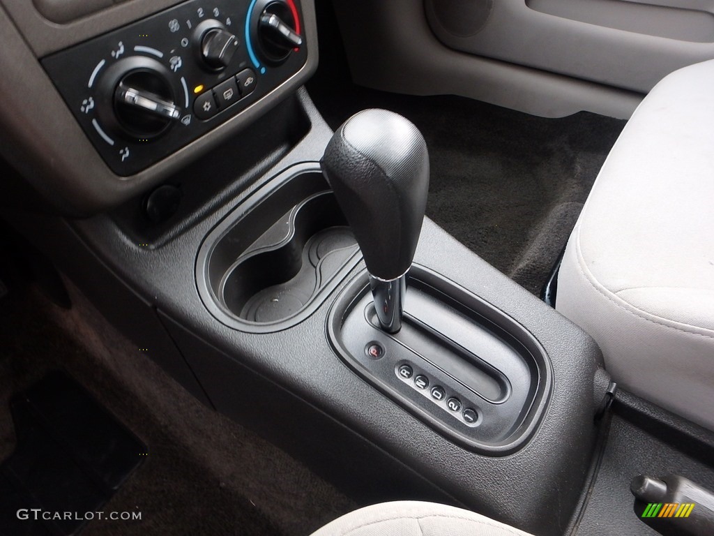 2005 Cobalt Coupe - Ultra Silver Metallic / Gray photo #12