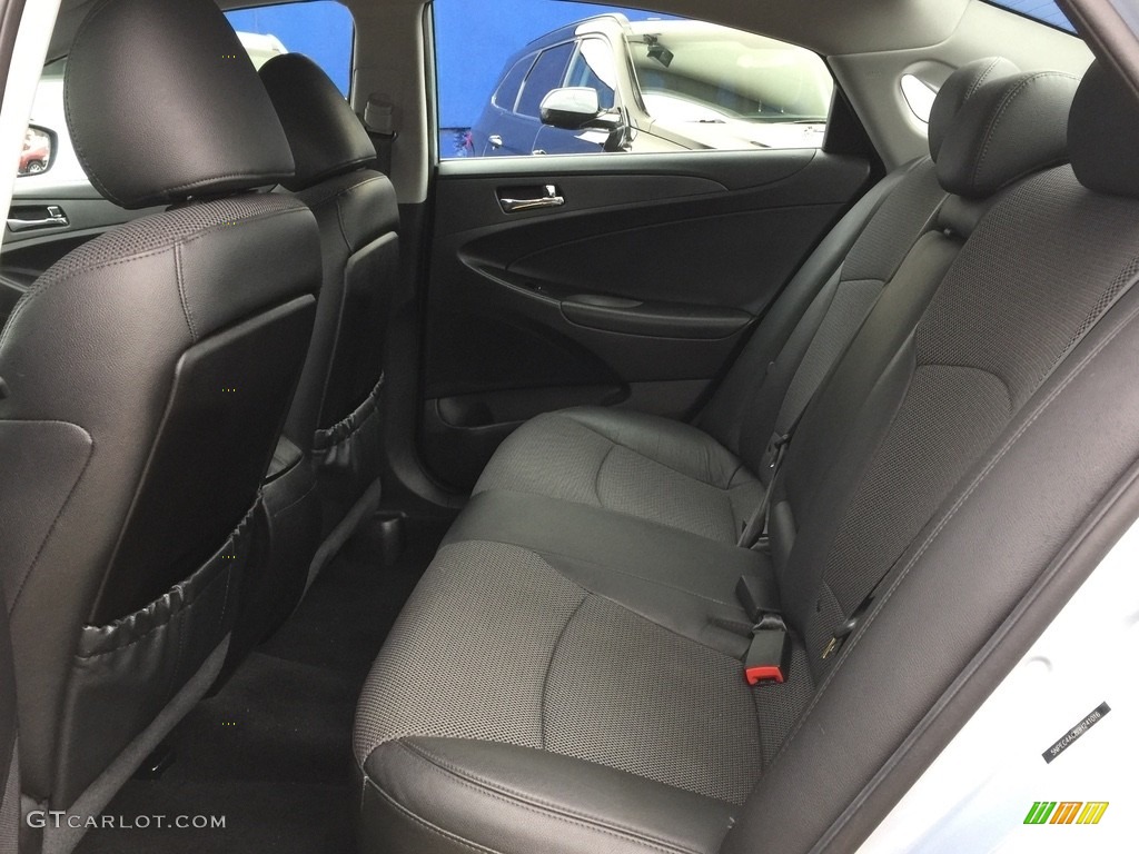 2011 Sonata SE - Iridescent Silver Blue Metallic / Black photo #20