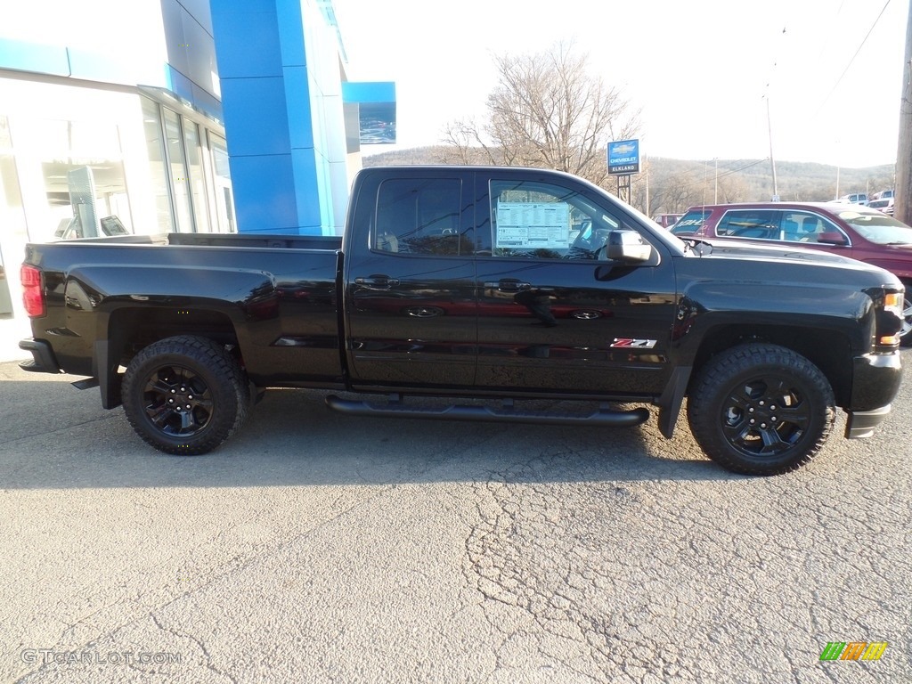 Black Chevrolet Silverado 1500