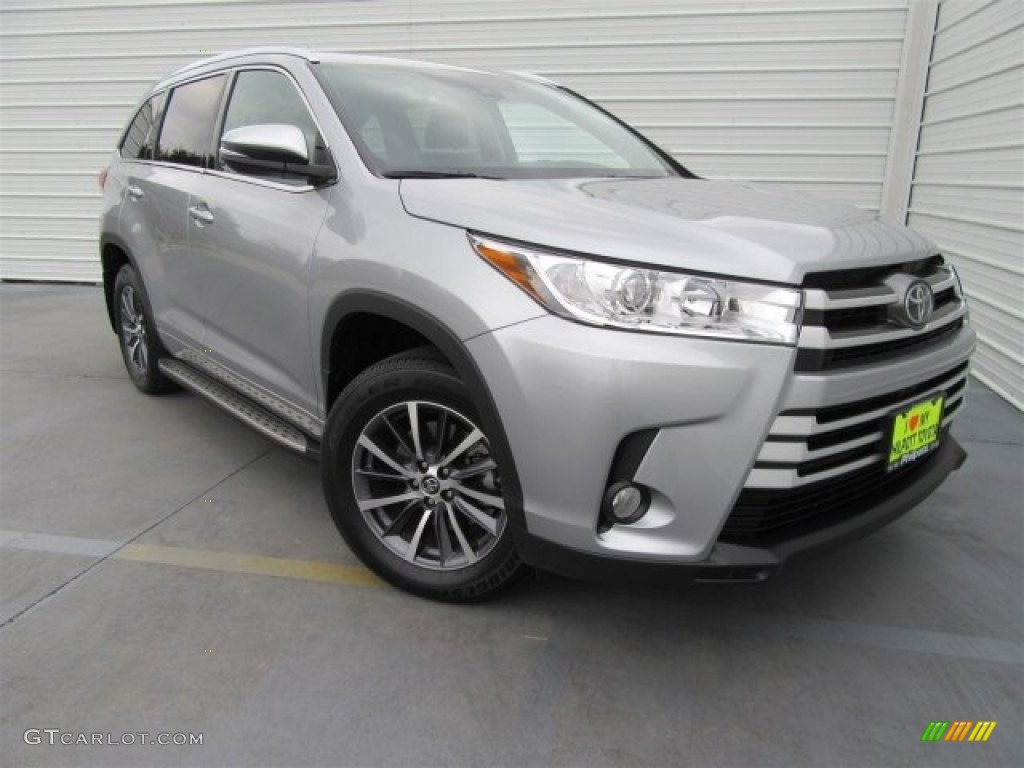 2017 Highlander XLE - Celestial Silver Metallic / Black photo #1