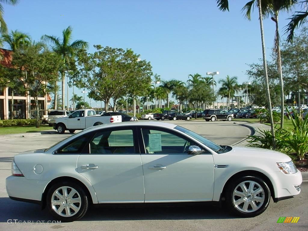 2008 Taurus Limited - Oxford White / Medium Light Stone photo #2