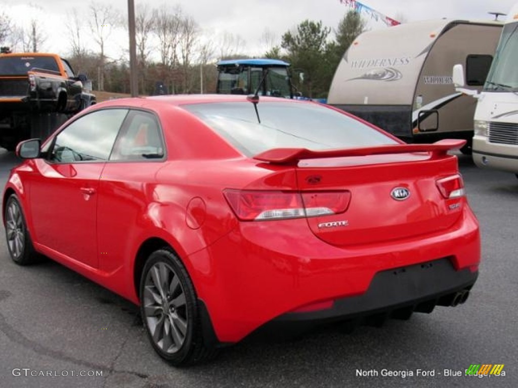 2011 Forte Koup SX - Racing Red / Black Sport photo #3