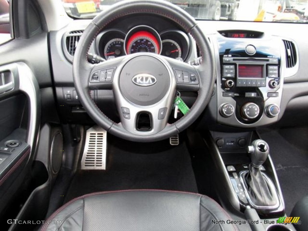 2011 Forte Koup SX - Racing Red / Black Sport photo #15