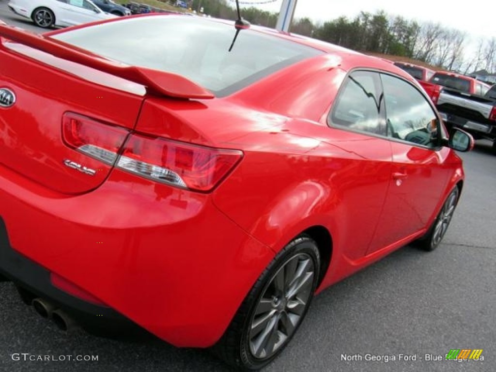 2011 Forte Koup SX - Racing Red / Black Sport photo #31