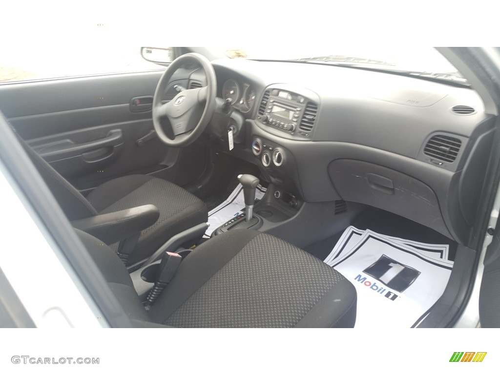 2007 Accent GS Coupe - Platinum Silver / Gray photo #11