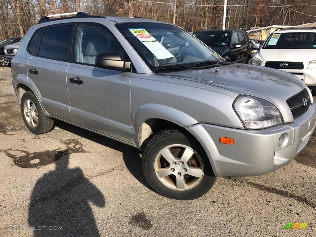 Platinum Metallic Hyundai Tucson