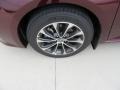 2017 Toyota Avalon XLE Wheel and Tire Photo