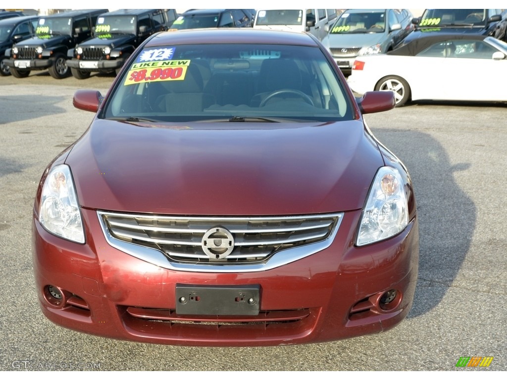 2012 Altima 2.5 S - Red Alert / Charcoal photo #2