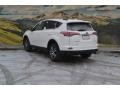 Super White - RAV4 LE Photo No. 3
