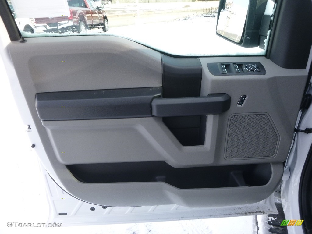 2017 F150 XL SuperCrew 4x4 - Oxford White / Black photo #14