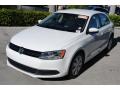 Candy White - Jetta SE Sedan Photo No. 4