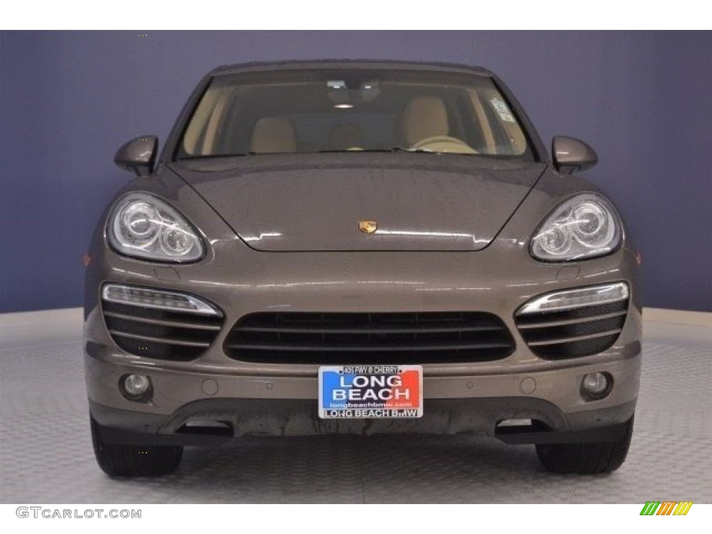 2014 Cayenne  - Umber Metallic / Luxor Beige photo #2