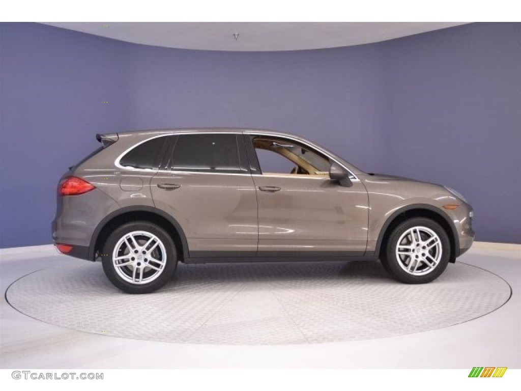 2014 Cayenne  - Umber Metallic / Luxor Beige photo #8