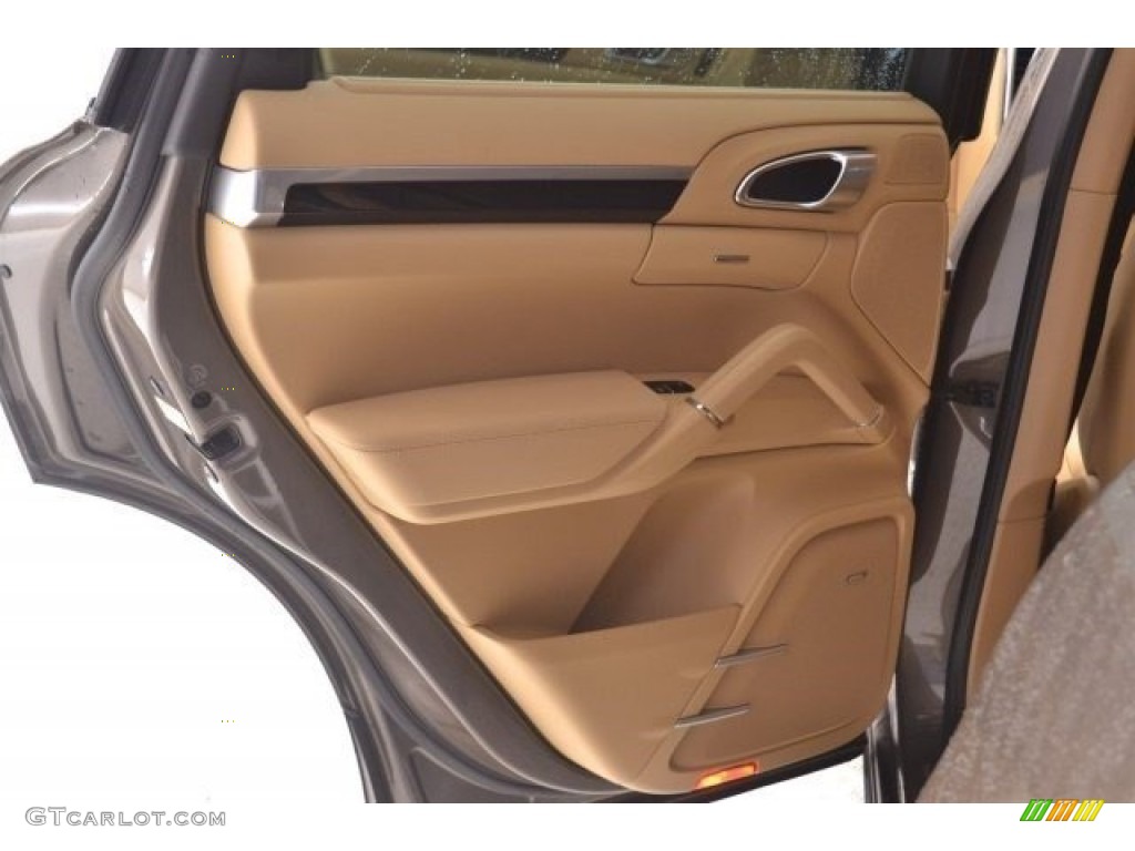 2014 Cayenne  - Umber Metallic / Luxor Beige photo #20