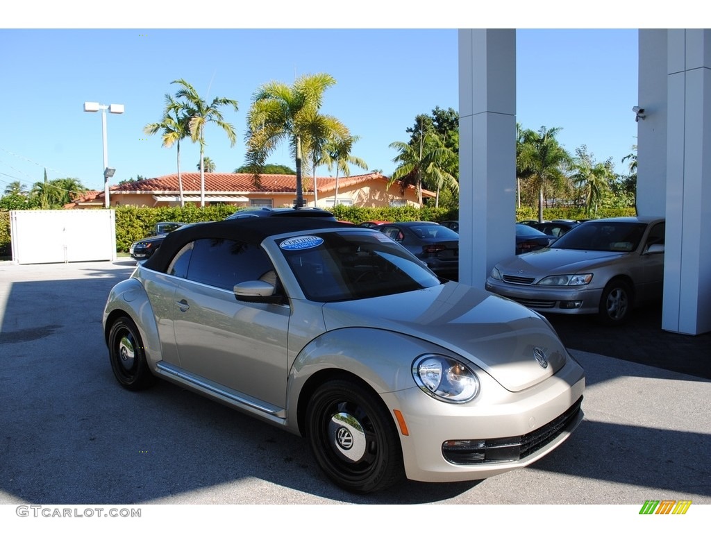 2014 Beetle 2.5L Convertible - Moonrock Silver Metallic / Titan Black photo #1