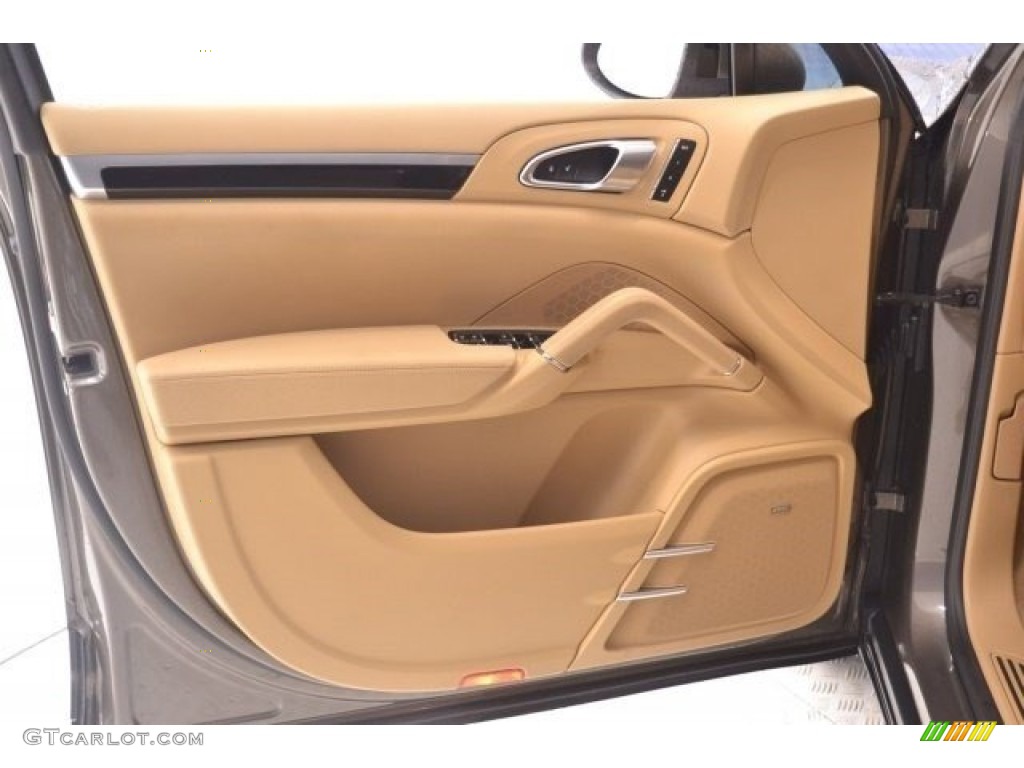 2014 Cayenne  - Umber Metallic / Luxor Beige photo #21