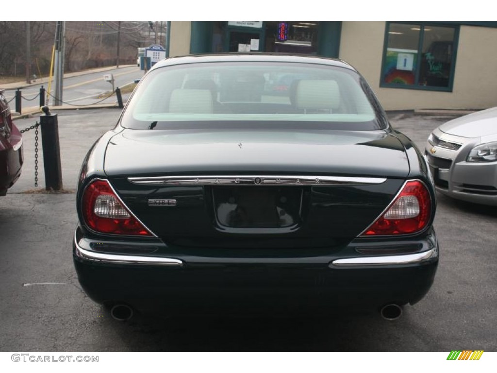 2006 XJ XJ8 L - British Racing Green / Barley photo #14