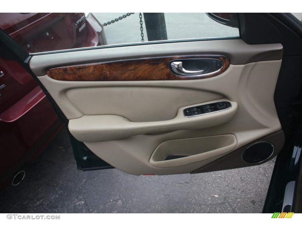 2006 XJ XJ8 L - British Racing Green / Barley photo #25