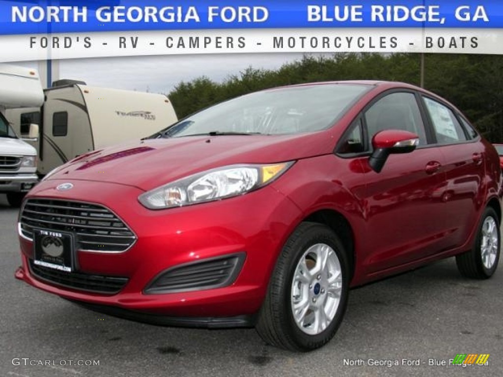 2016 Fiesta SE Sedan - Ruby Red Metallic / Charcoal Black photo #1