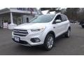 White Platinum - Escape SE 4WD Photo No. 3