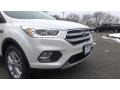 White Platinum - Escape SE 4WD Photo No. 27